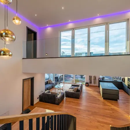 Moderne Mit Whirlpool Und Heimkino Villa Waldkirchen