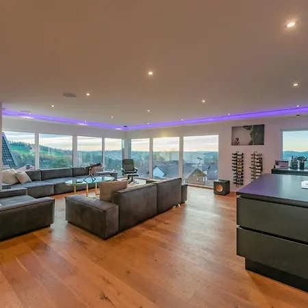 Moderne Mit Whirlpool Und Heimkino 빌라 발트키르헨