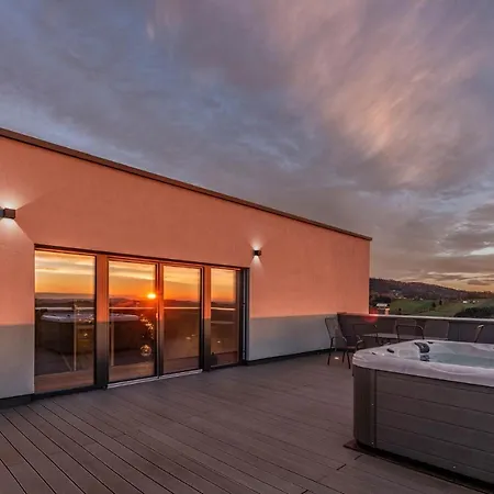 빌라 Moderne Mit Whirlpool Und Heimkino *