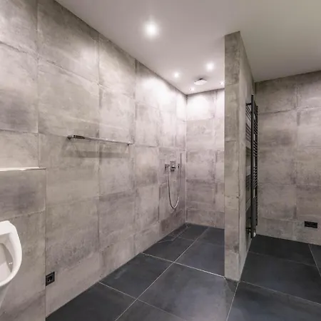 빌라 Moderne Mit Whirlpool Und Heimkino *