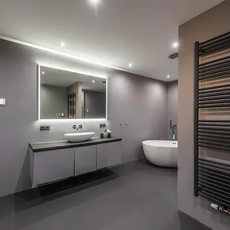 빌라 Moderne Mit Whirlpool Und Heimkino 발트키르헨