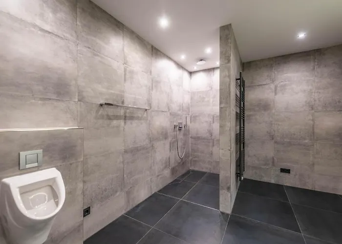 Vila Moderne Mit Whirlpool Und Heimkino *