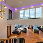 Moderne Mit Whirlpool Und Heimkino Villa Waldkirchen