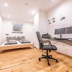 Moderne Mit Whirlpool Und Heimkino Villa Waldkirchen