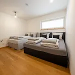 Villa Moderne Mit Whirlpool Und Heimkino